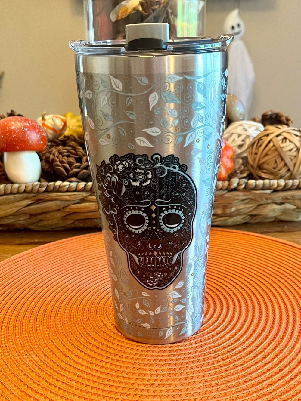 New Tervis Stainless Steel Skull Travel Tumbler - Silver